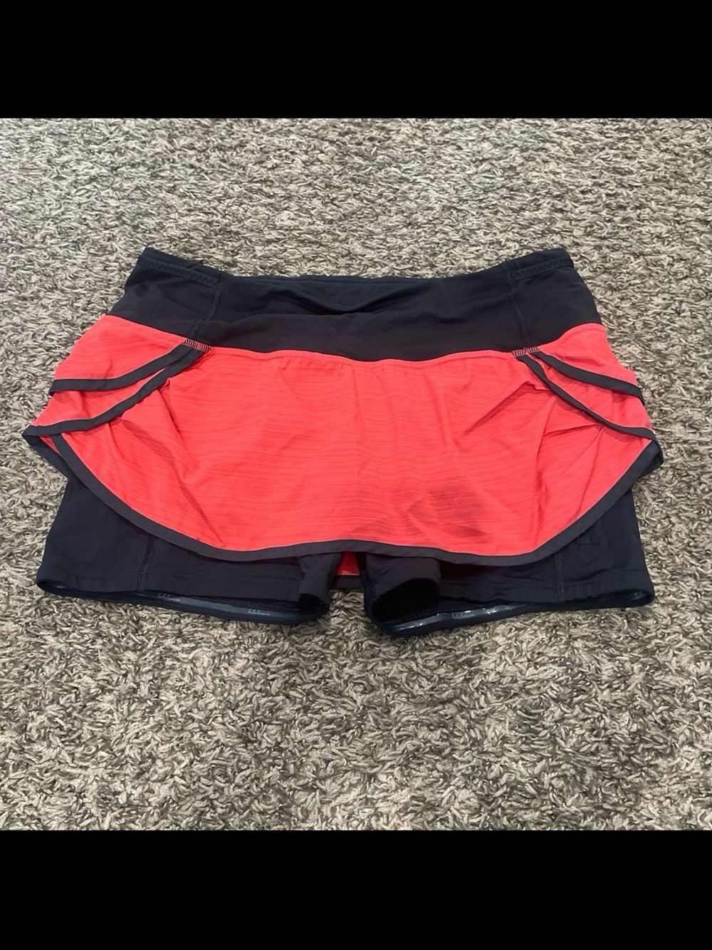Lululemon Athletica run speed squad skirt size 8